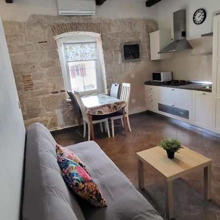 Apartment Alba Funtana Extérieur photo